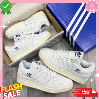 Nên mua giày Adidas chính hãng ở đâu